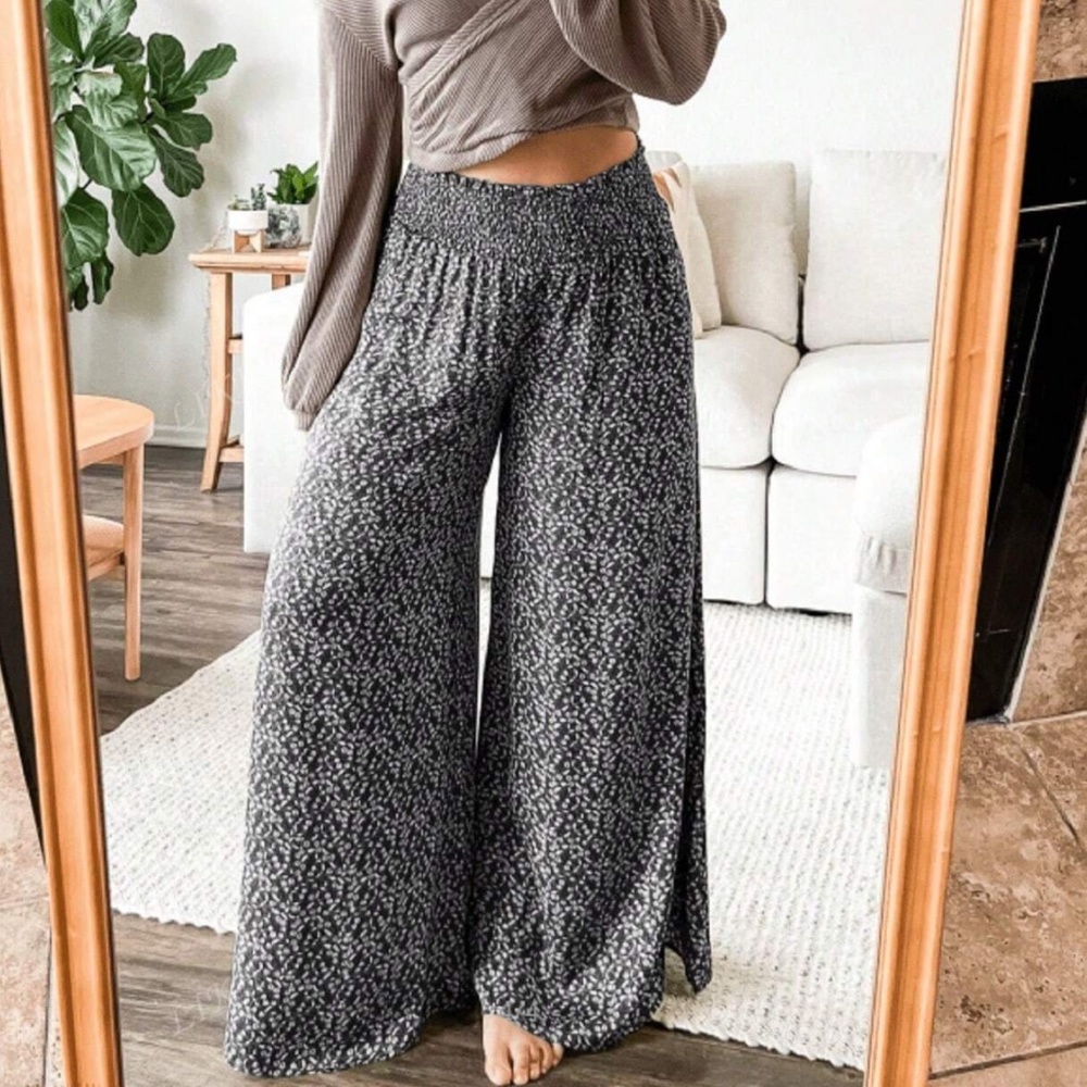 Plus Floral Print Stretchy Waist Wide leg Trouser Pants - Picture 5 of 6